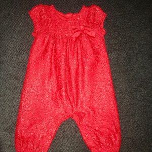 Infant girl’s one piece outfit